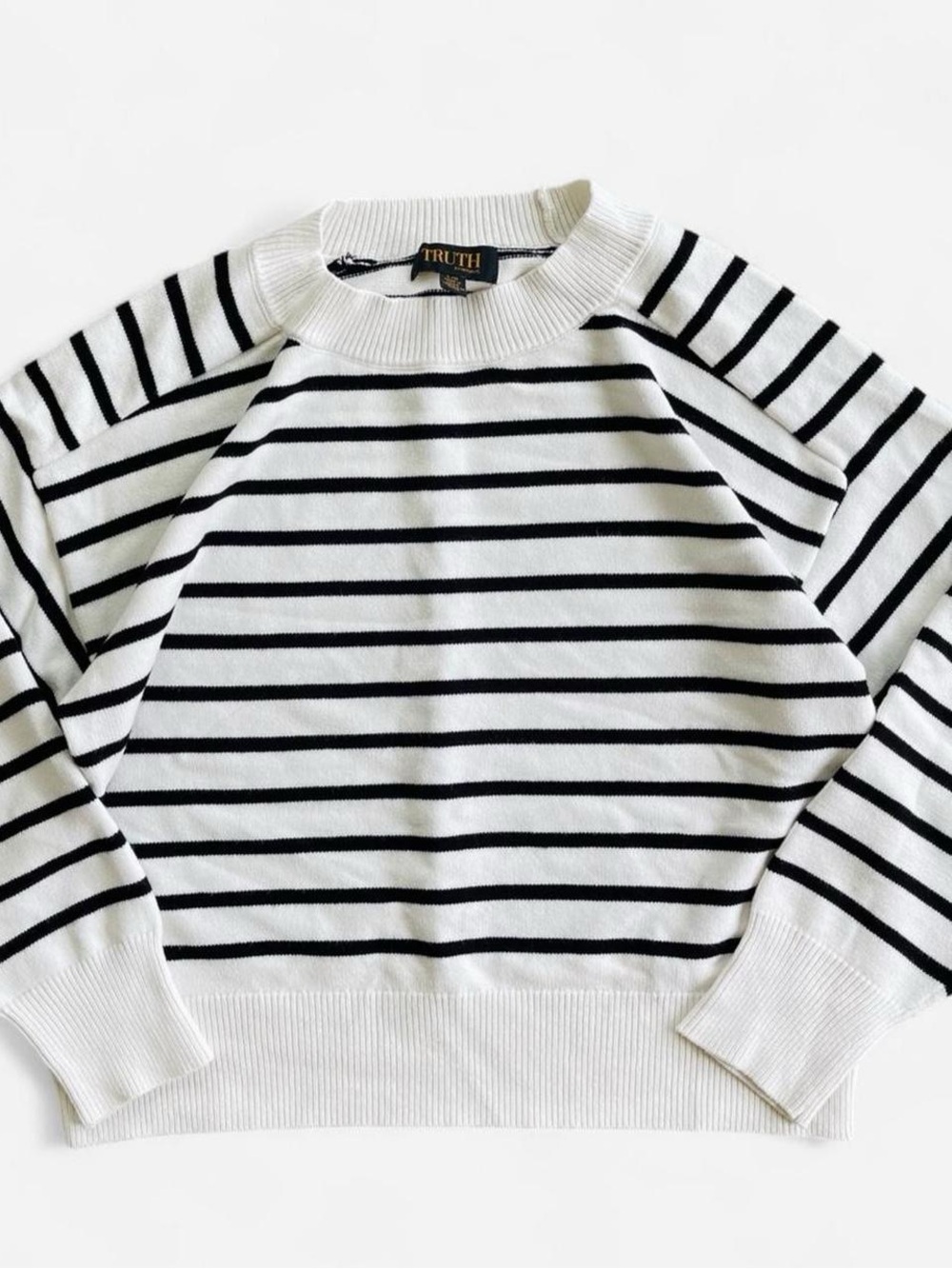 Truth by Republic Cozy Soft Black & Off-white Striped Sweater Women’s L